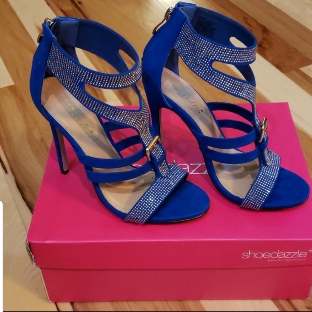 Shoe dazzle heals
